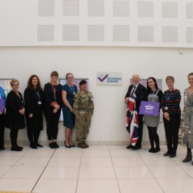 MP Andy McDonald unveils Veteran Aware plaque at James Cook