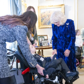 LONDON - UK. 12th Dec 2024.Her Majesty The Queen invites children supported by Helen & Douglas House and Roald Dahl's Marvellous Children's Charity to decorate a Christmas tree at Clarence House.
Photo by Ian Jones. @ianjonesphotos